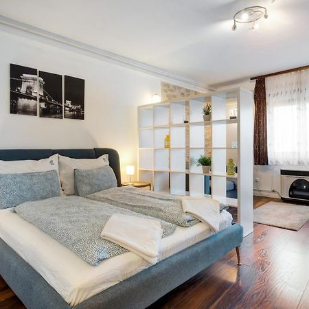 River View Apartment Budapeste Exterior foto